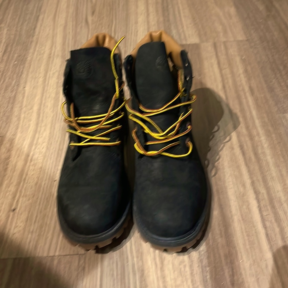 Black Timberlands